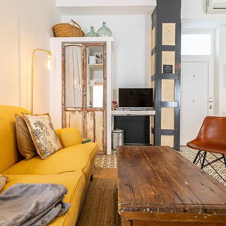 Entre Bodegas Jerez Apartment เฮเรซ เด ลาฟรอนเตรา ภายนอก รูปภาพ