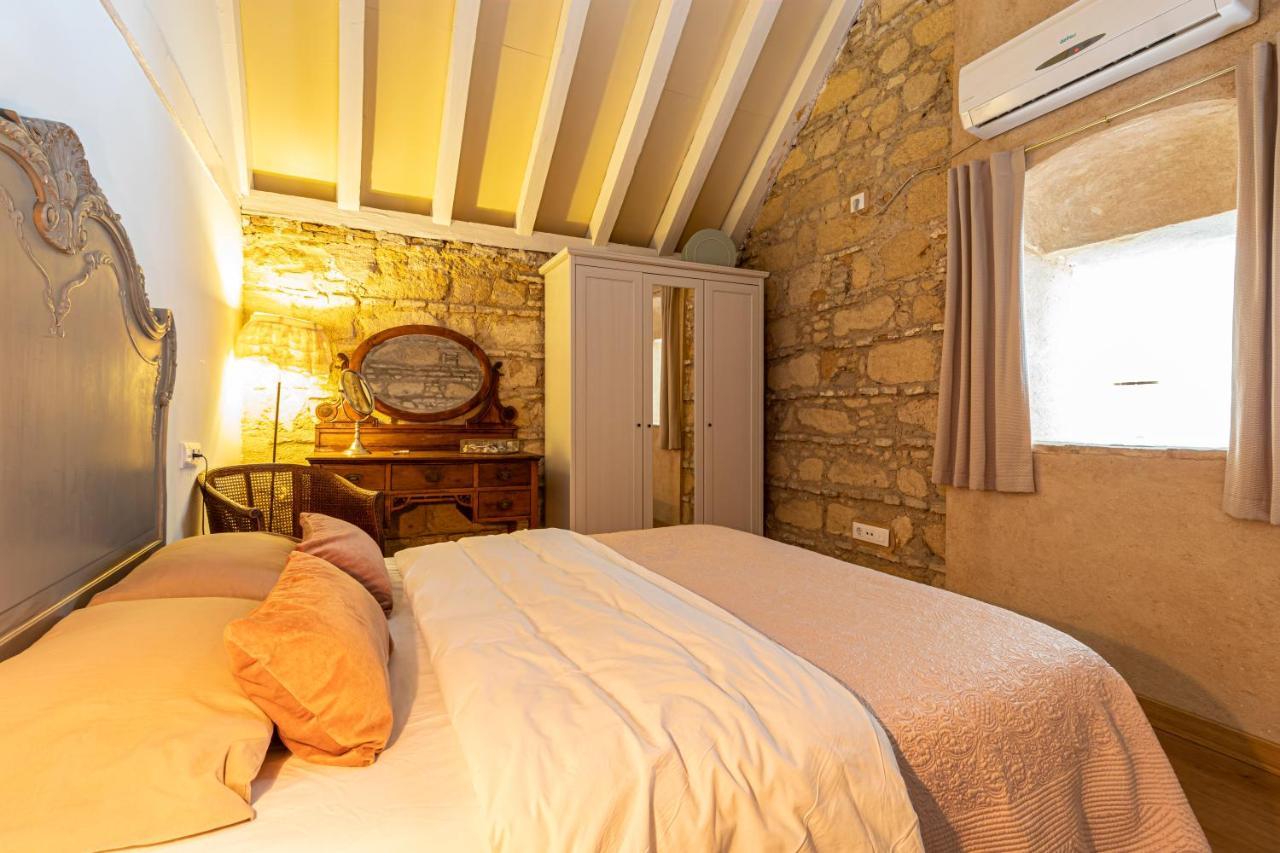 Entre Bodegas Jerez Apartment เฮเรซ เด ลาฟรอนเตรา ภายนอก รูปภาพ