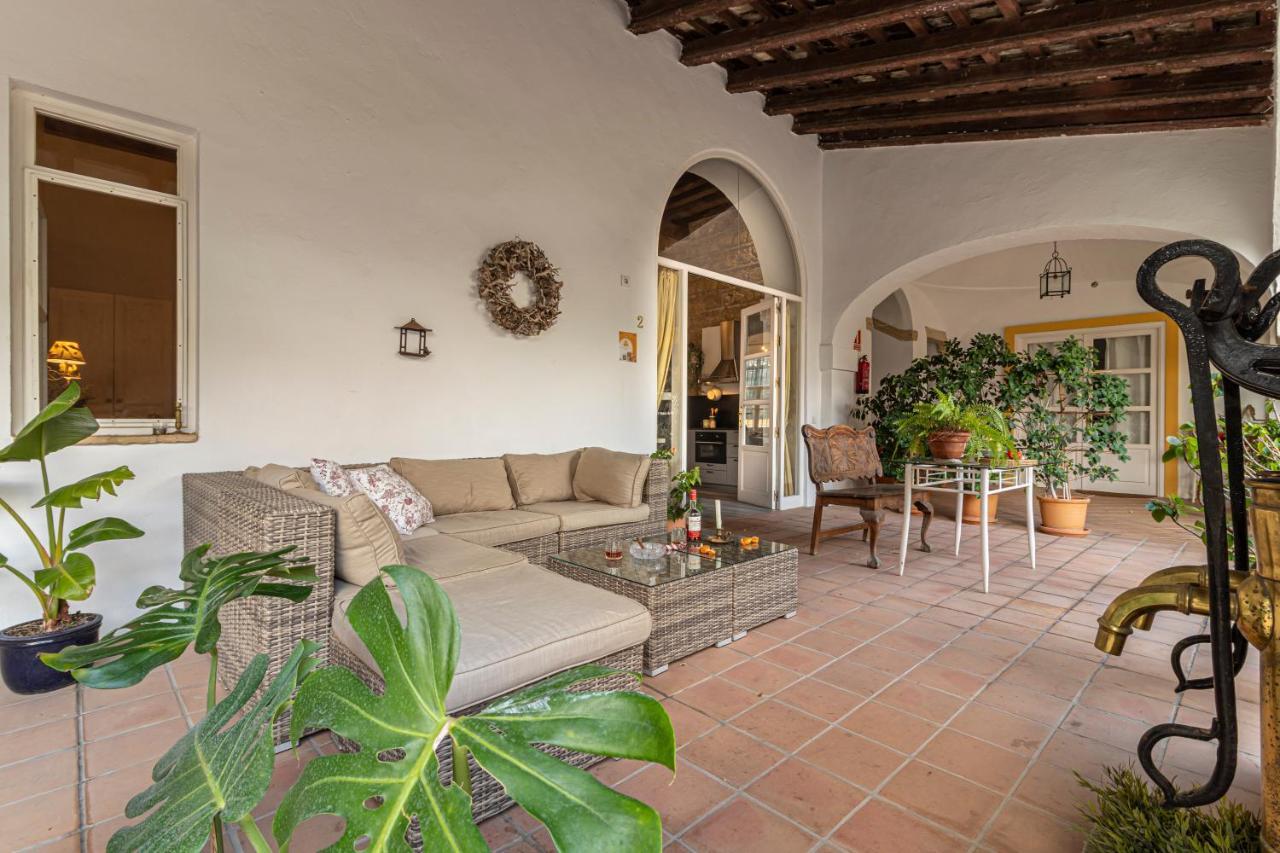 Entre Bodegas Jerez Apartment เฮเรซ เด ลาฟรอนเตรา ภายนอก รูปภาพ