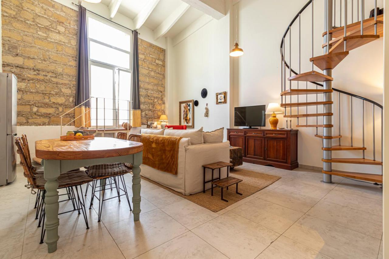 Entre Bodegas Jerez Apartment เฮเรซ เด ลาฟรอนเตรา ภายนอก รูปภาพ