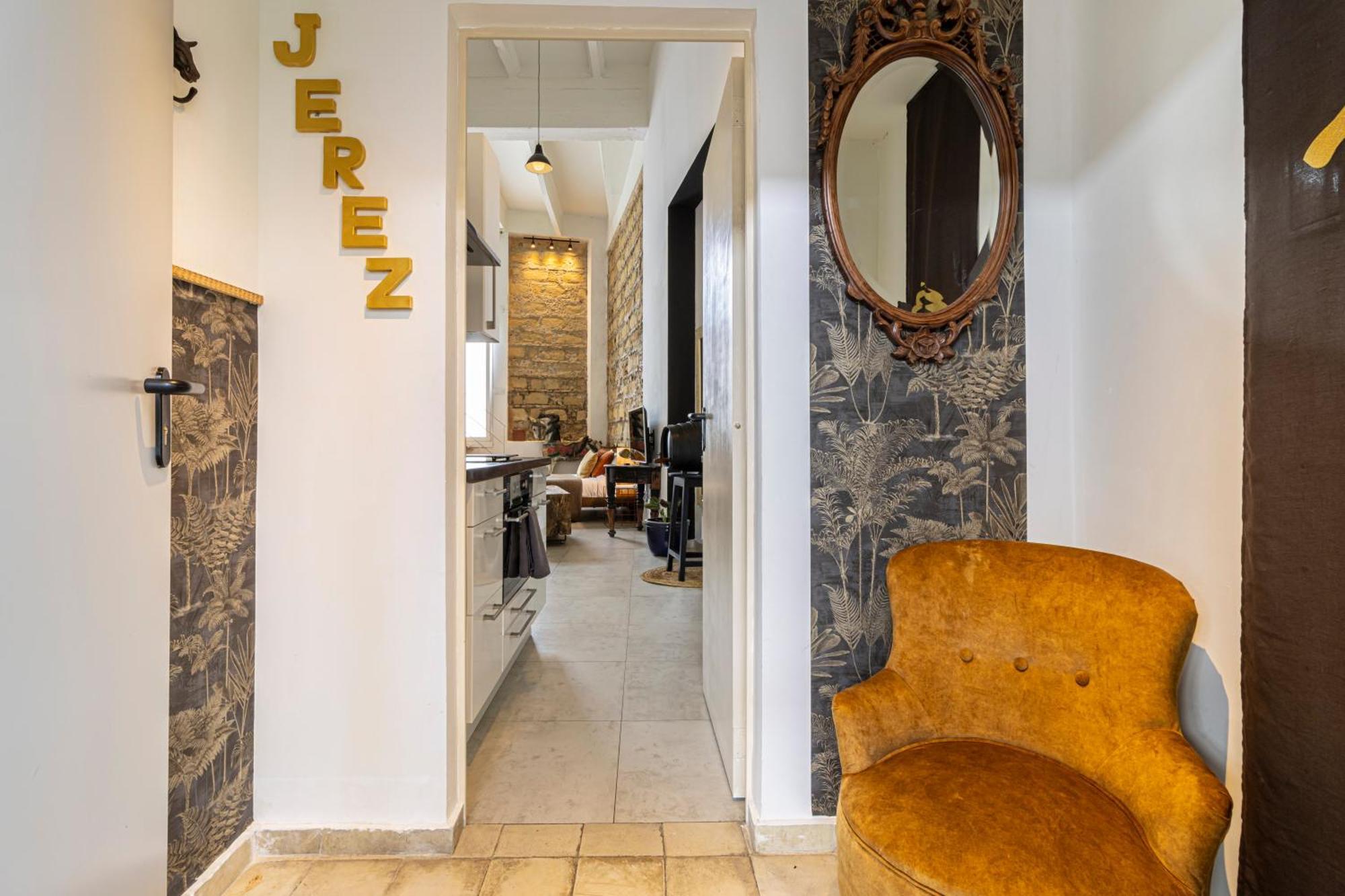 Entre Bodegas Jerez Apartment เฮเรซ เด ลาฟรอนเตรา ภายนอก รูปภาพ